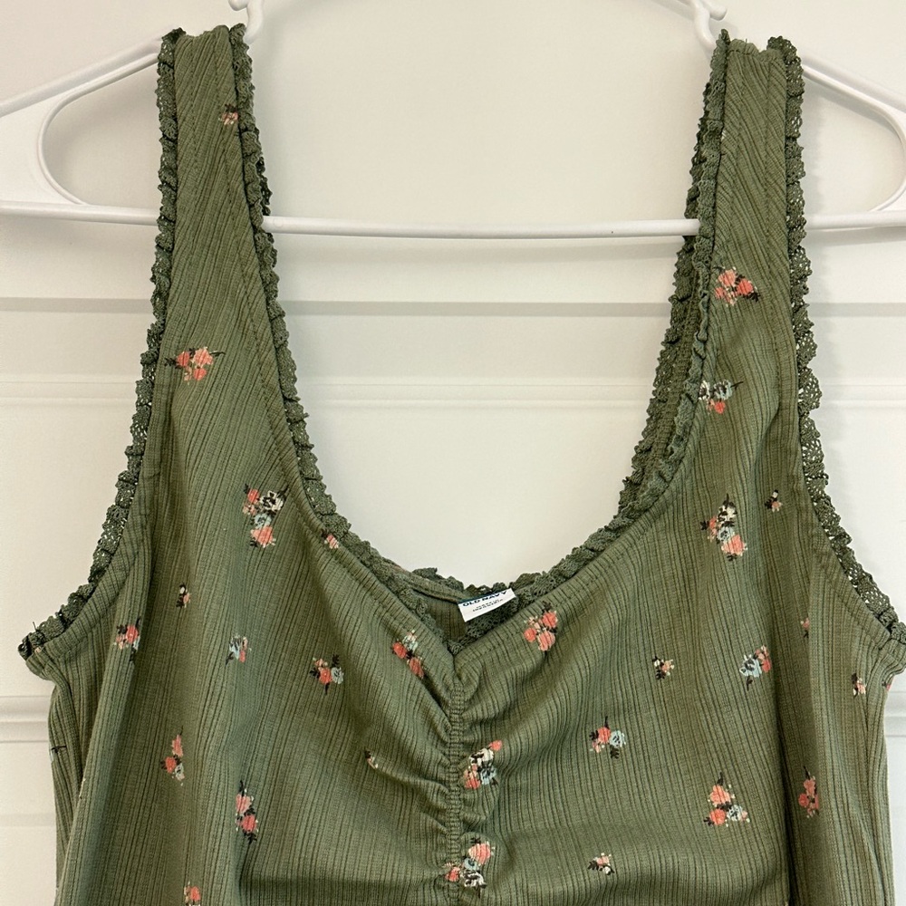 Old Navy Floral Tank - Picture 2 of 4